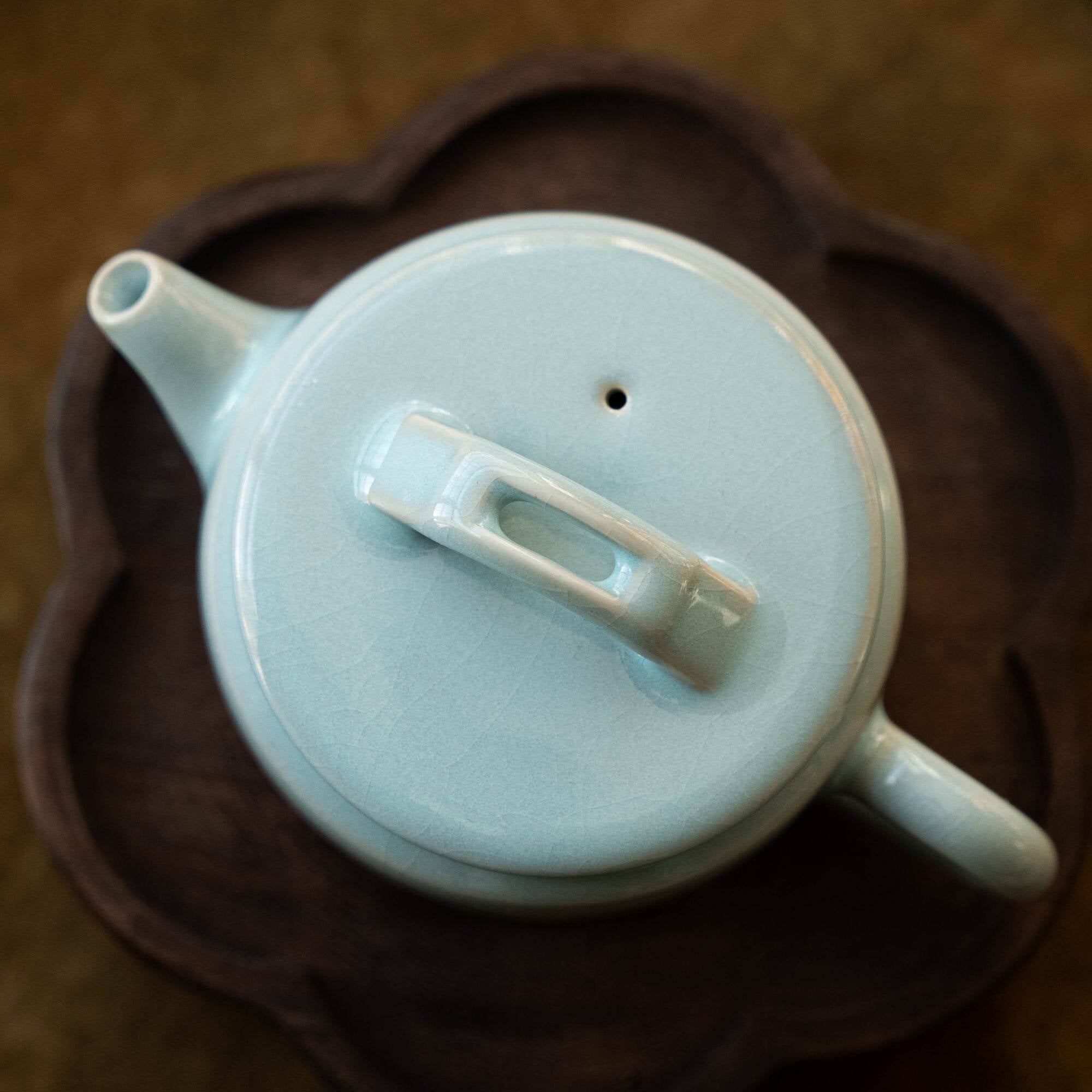 Ru ware celadon glaze pot
