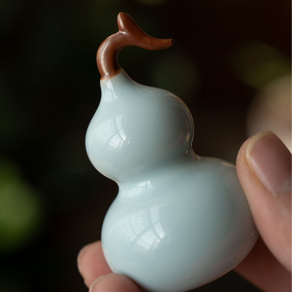 celadon gourd-shaped Ru porcelain
